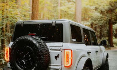 back view of a ford bronco