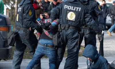police and protesters clash in city street 2026 01 09 09 27 10 utc